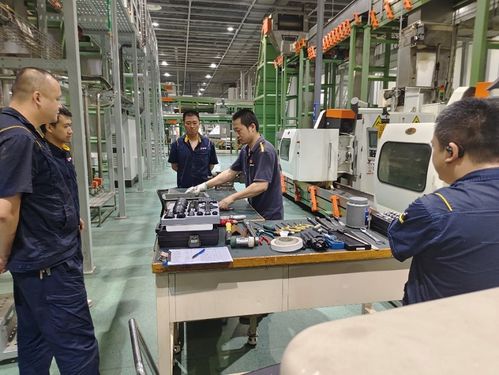 精進(jìn)技藝展風(fēng)采，備戰(zhàn)競賽促提升——重慶中煙重慶卷煙廠制絲車間積極備戰(zhàn)設(shè)備修理技能競賽